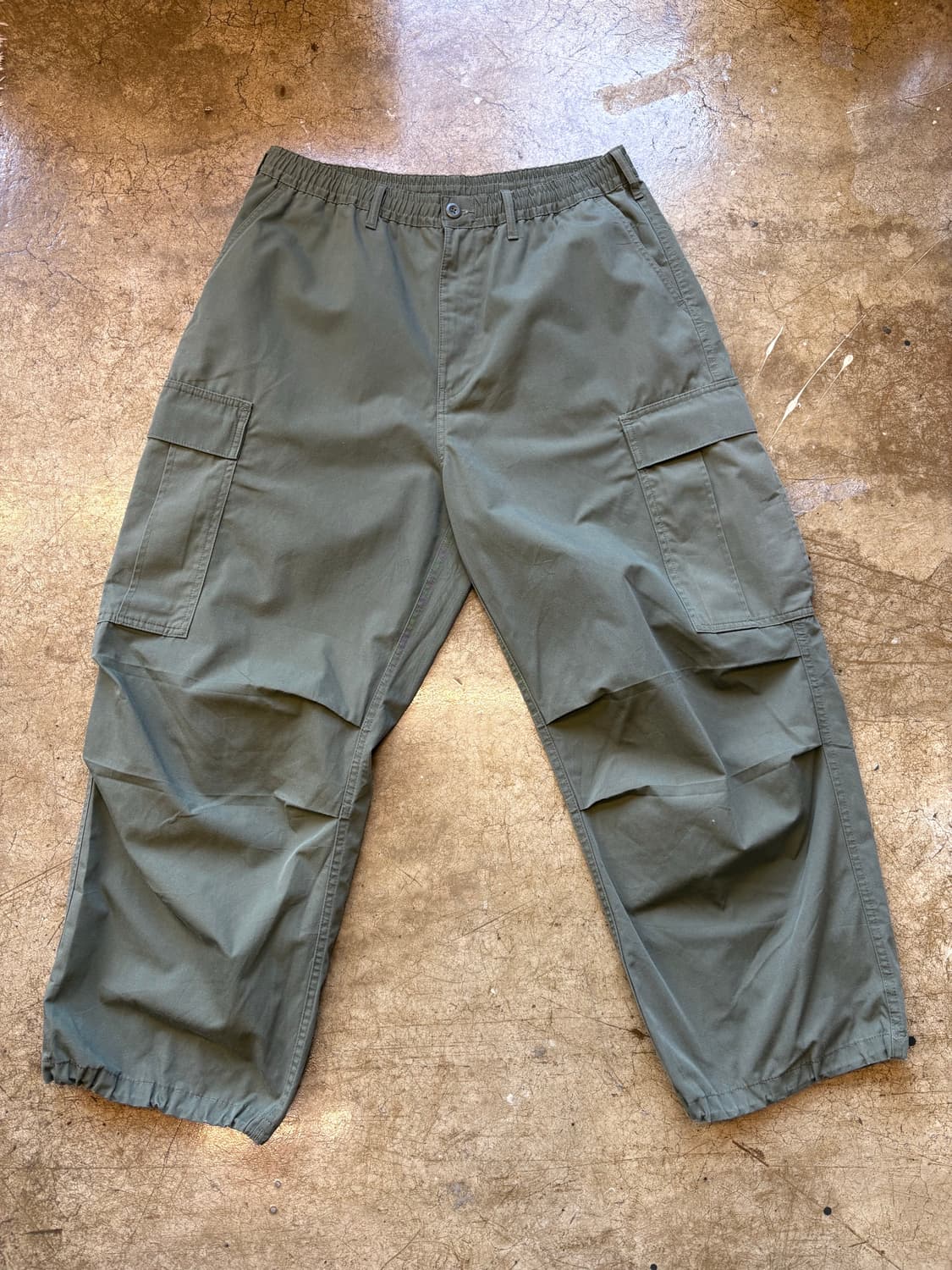 gu 올리브 밴딩 와이드 카고 팬츠 상품이미지1