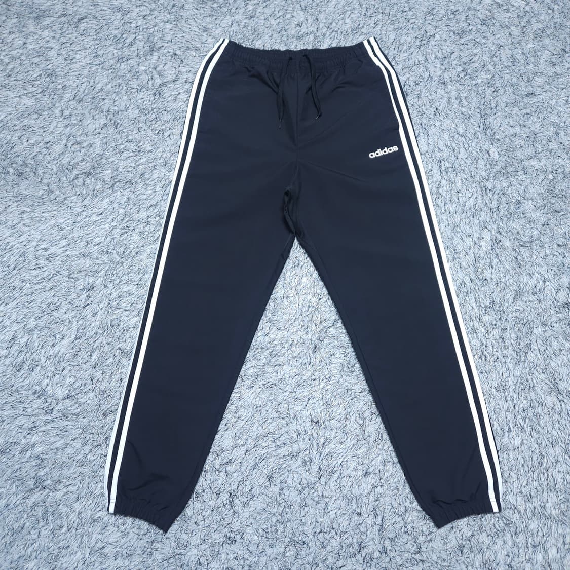 아디다스) L 남자 에센셜 3S 윈드팬츠(우븐) / 왕눈이샵 상품이미지1