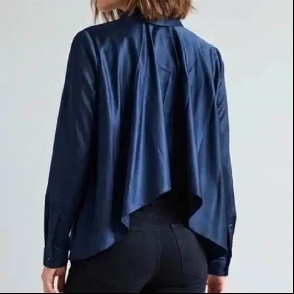 COS 네이비 셔츠 상품이미지1