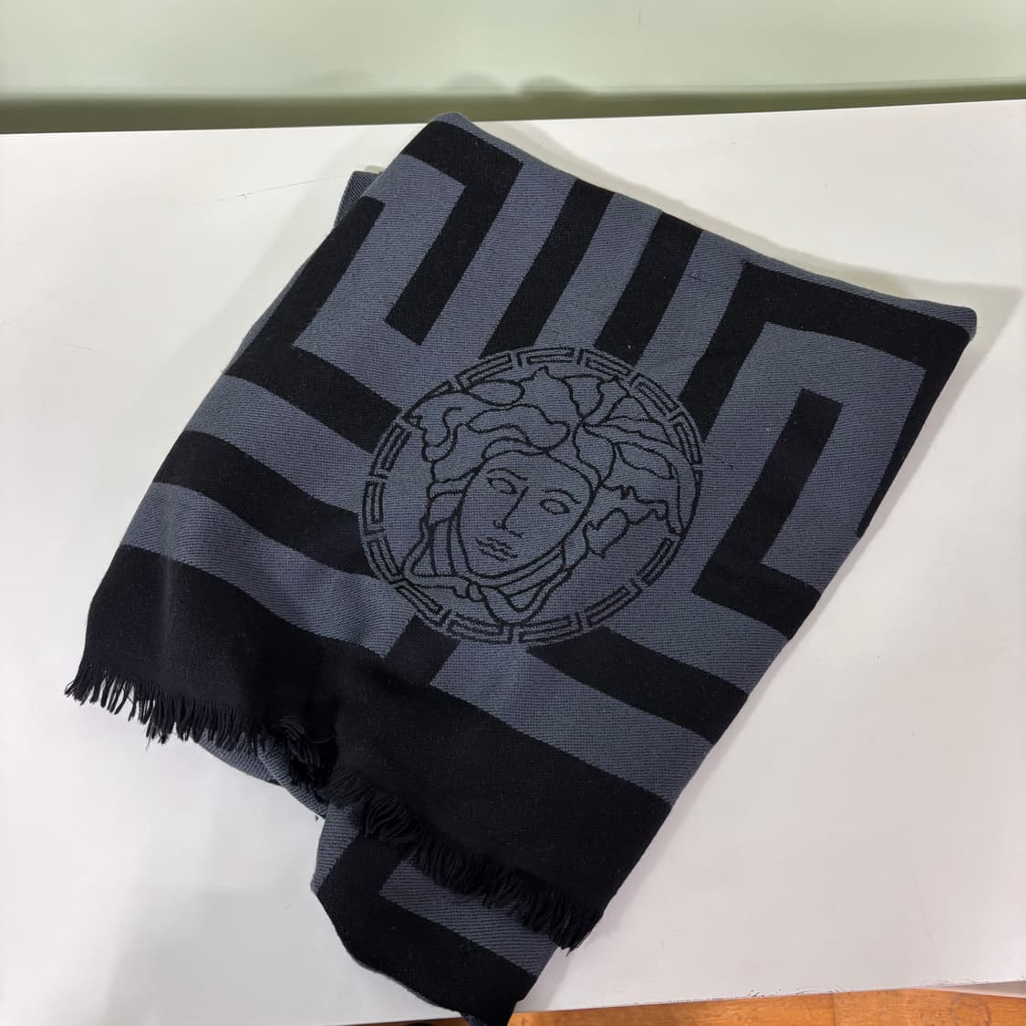 OS 베르사체 그레이 메두사 머플러 목도리 상품이미지3