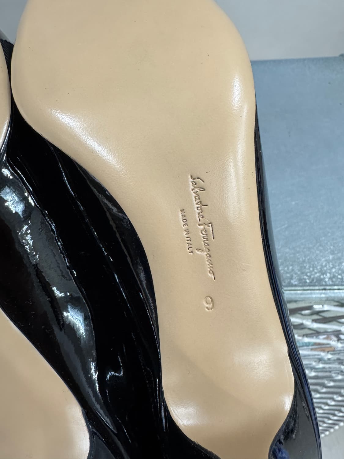 살바토레 페레가모 바라 펌프스 9(새상품) 상품이미지7