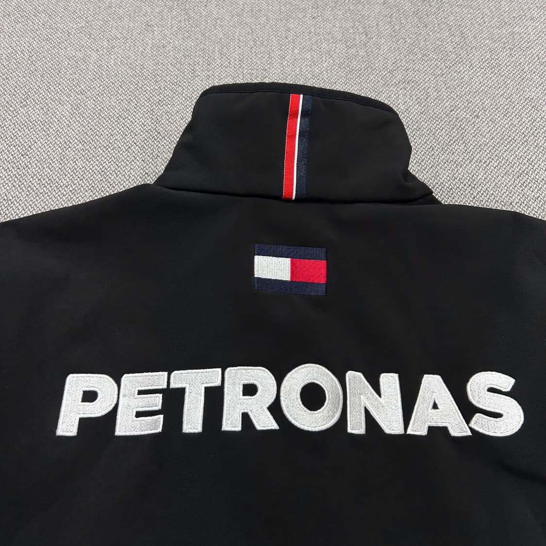 벤츠 AMG 페트로나스 소프트쉘 자켓(M) 상품이미지7