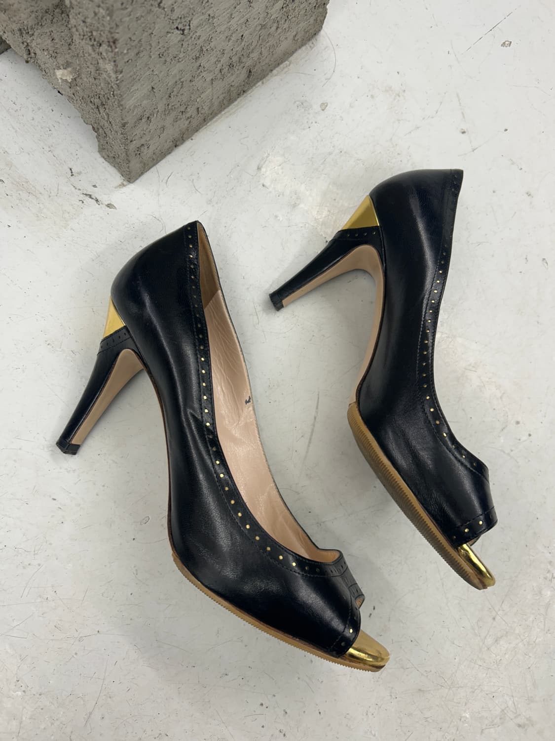 미우미우 오픈토힐 상품이미지3