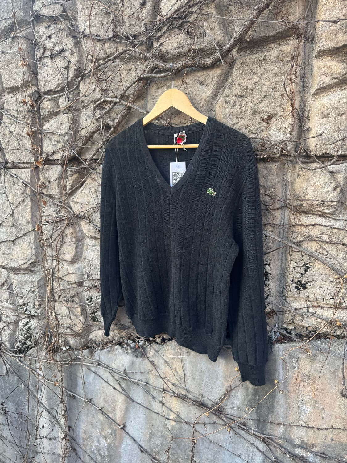 70s 라코스테 made in france 빈티지 브이넥 니트 상품이미지3