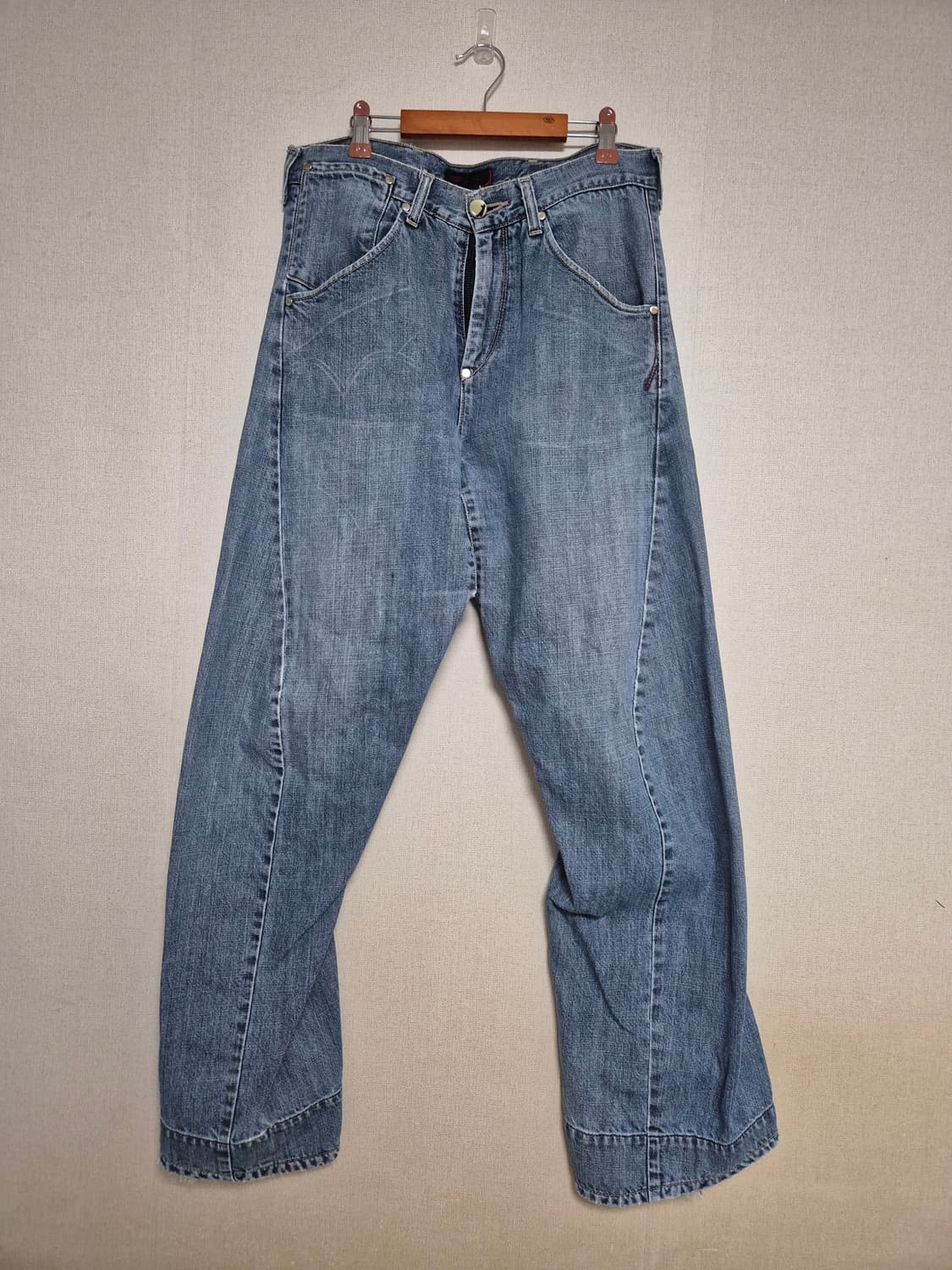 00s 리바이스 엔지니어드 신치백 워싱진 상품이미지1