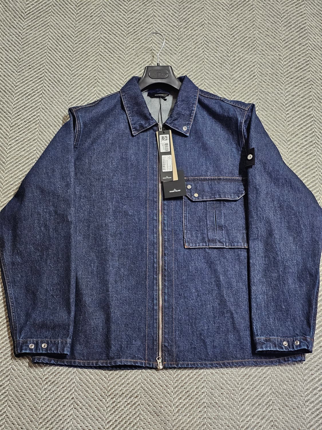스톤아일랜드 데님 리서치 지퍼 디테일 오버셔츠 26SS (새 상품) 상품이미지8