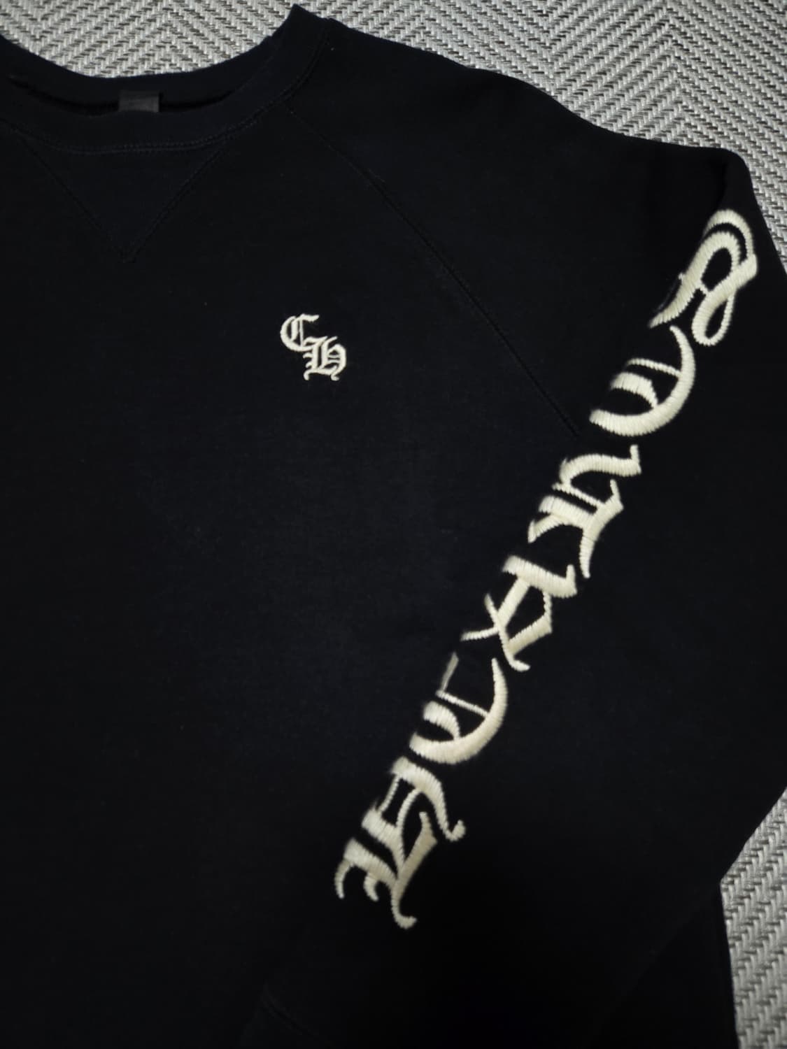 크롬하츠 맨투맨 자수 블랙(헤비웨이트) 상품이미지2