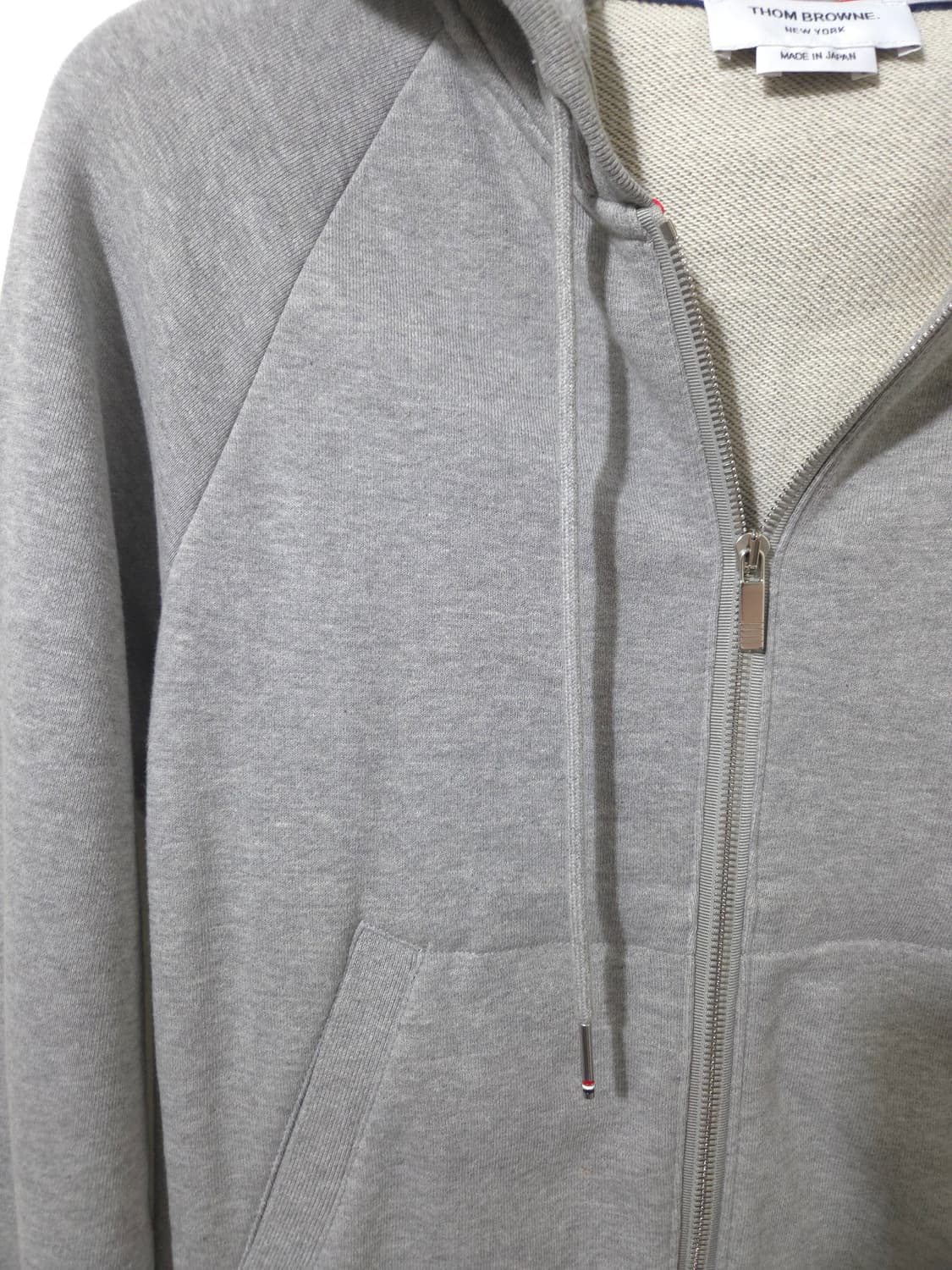 [3, 새상품] 톰브라운 사선완장 후드집업  상품이미지3