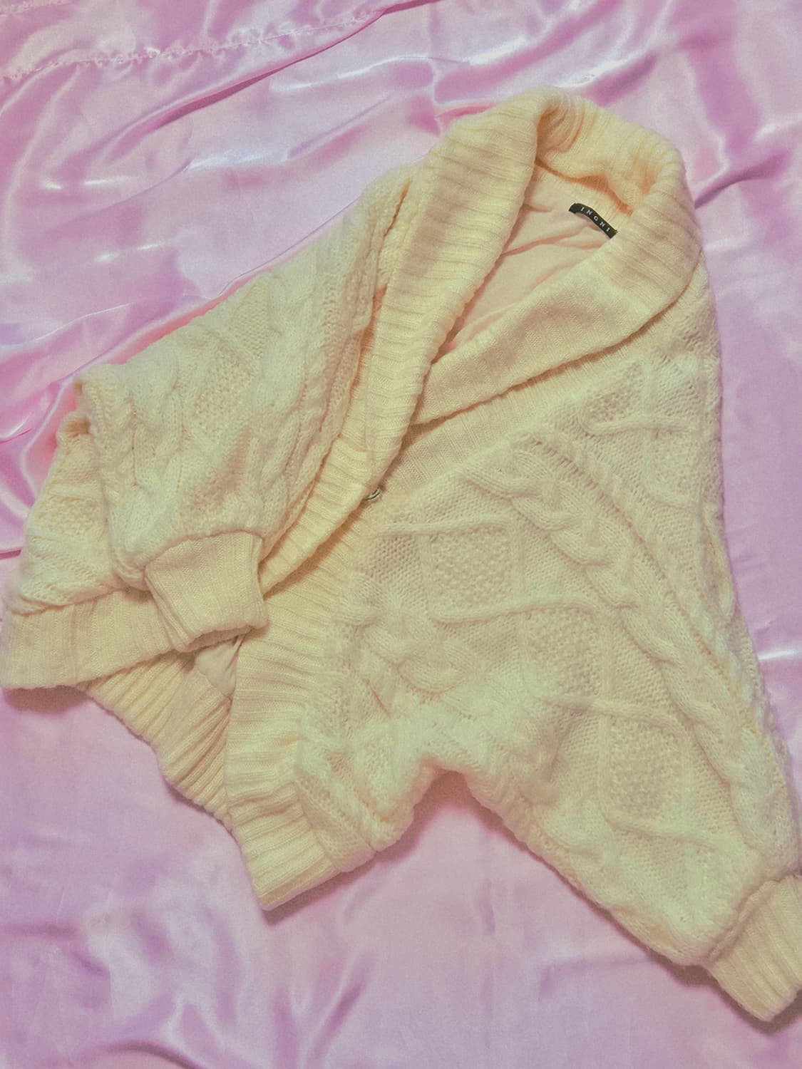 라떼갸루깔 잉그니INGNI 가오리핏 가디건 상품이미지1