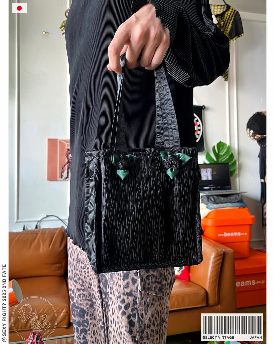 JPN Vintage 3D Black Rose Satin Tote Bag 상품이미지1