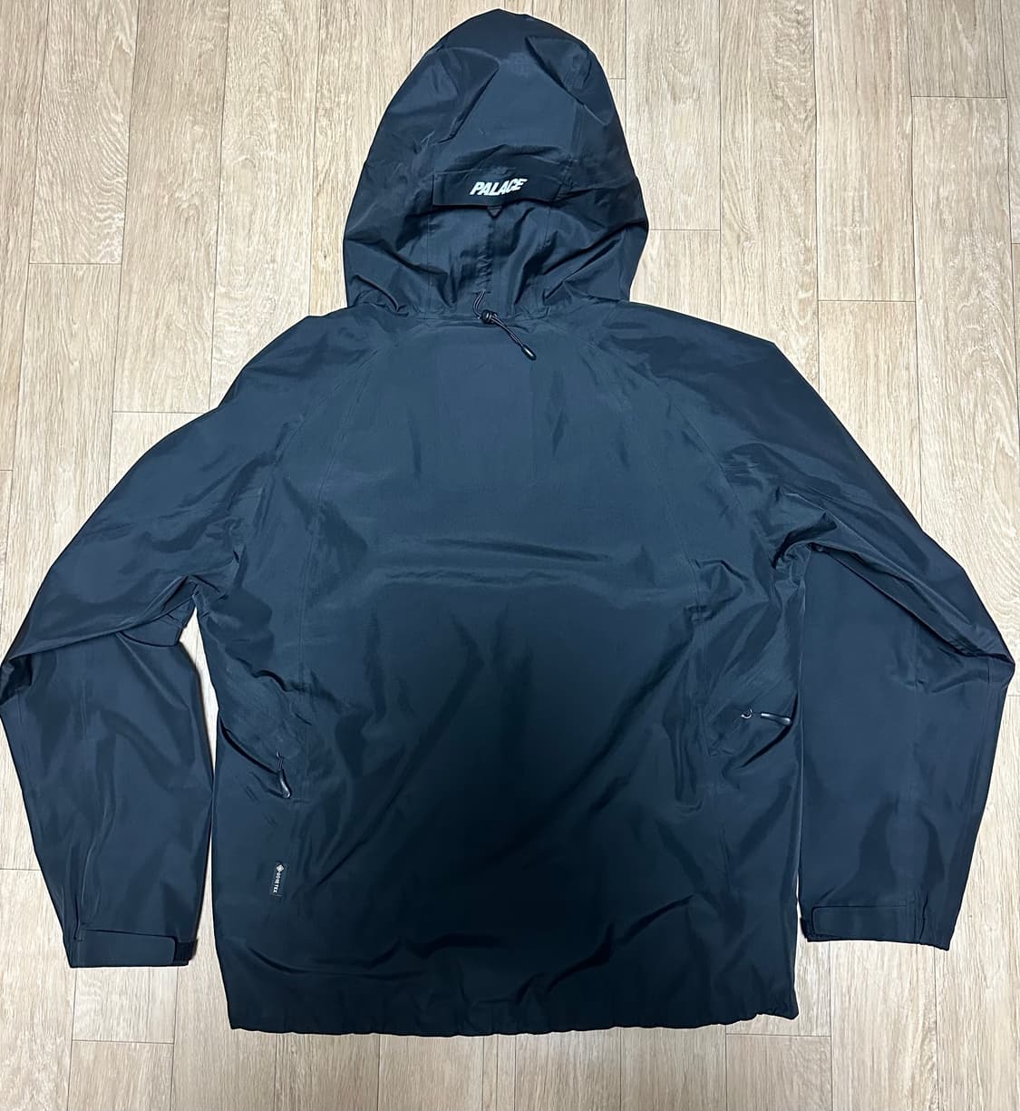 팔라스 고어텍스 카고 자켓 블랙 - 23SS 상품이미지3