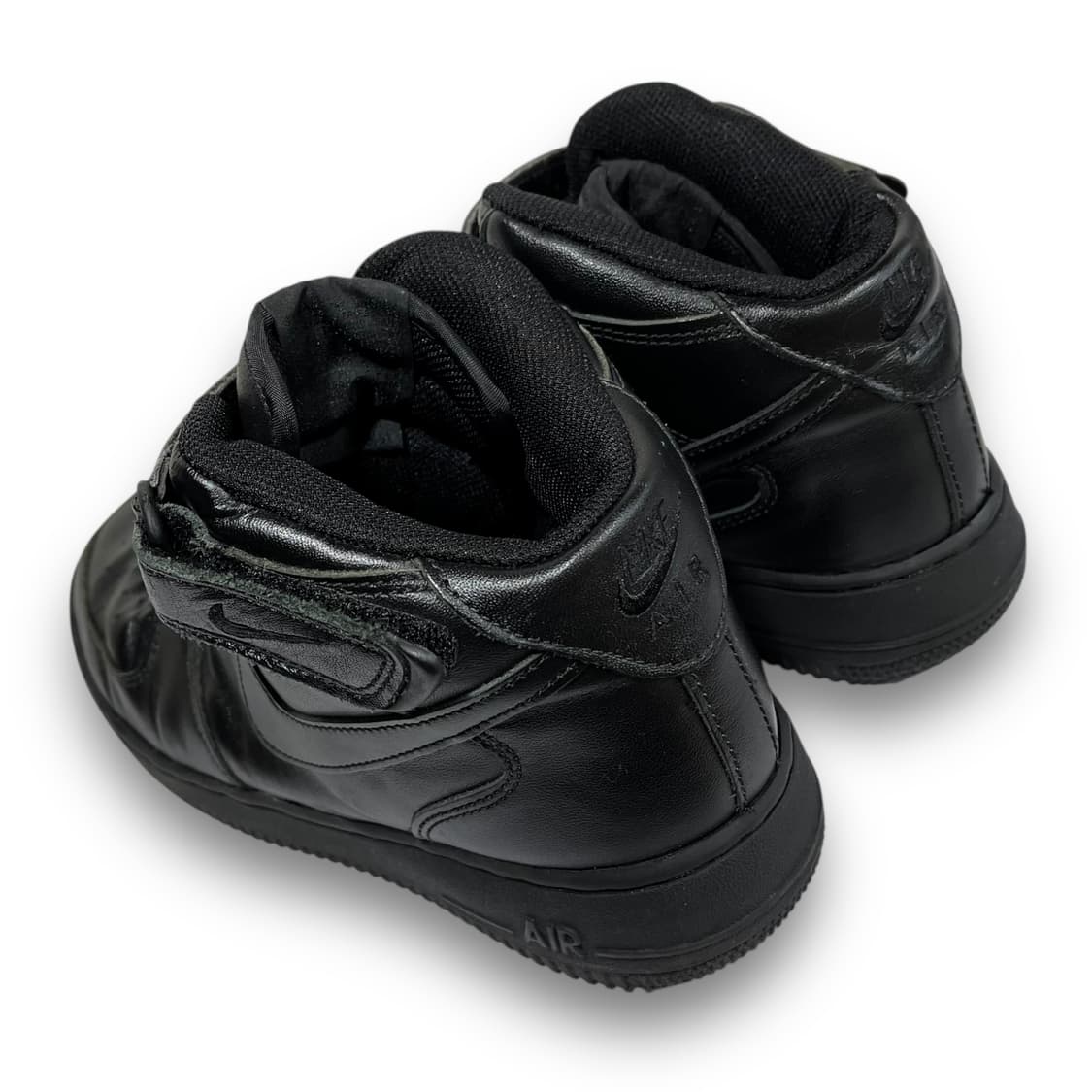 나이키 에어포스 1 미드 트리플 블랙 슈즈 상품이미지7