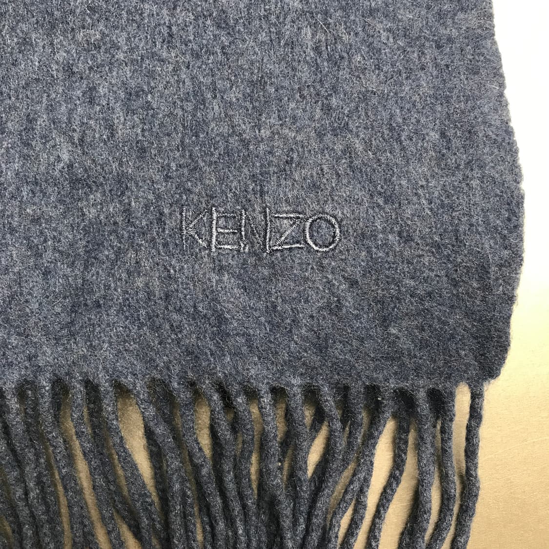 겐조 캐시미어 로고 머플러 블루 상품이미지4