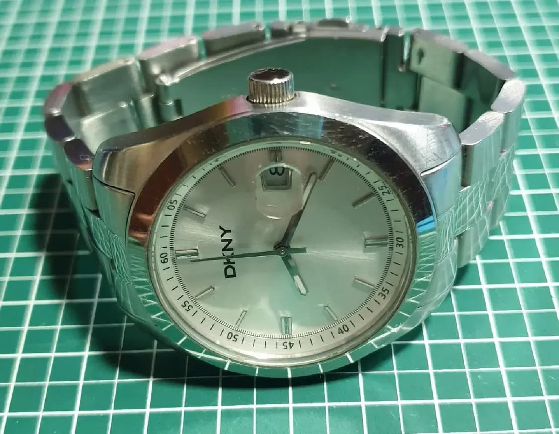 DKNY NY1273 화이트 스틸
모더니스트 클래식 시계 상품이미지3