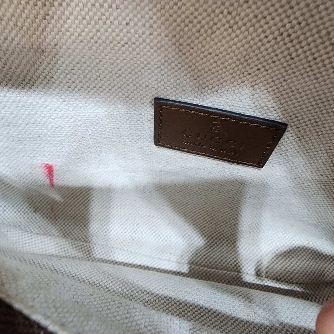 구찌 인터로킹 G 벨트백 크로스가능 상품이미지10