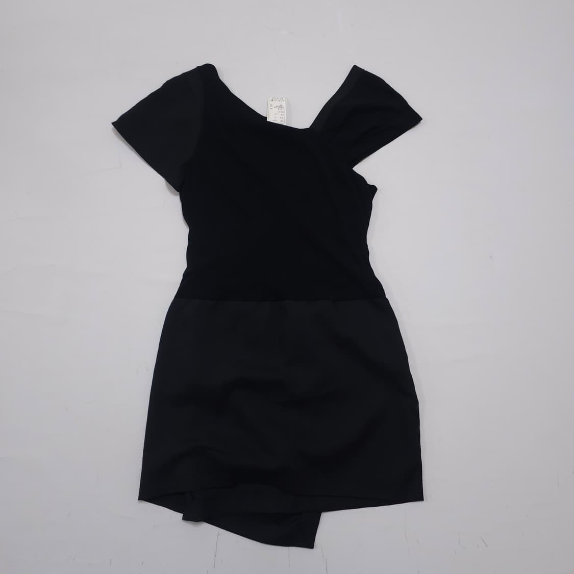 YAECA 야아케 언발란스 컷아웃 원피스 상품이미지5