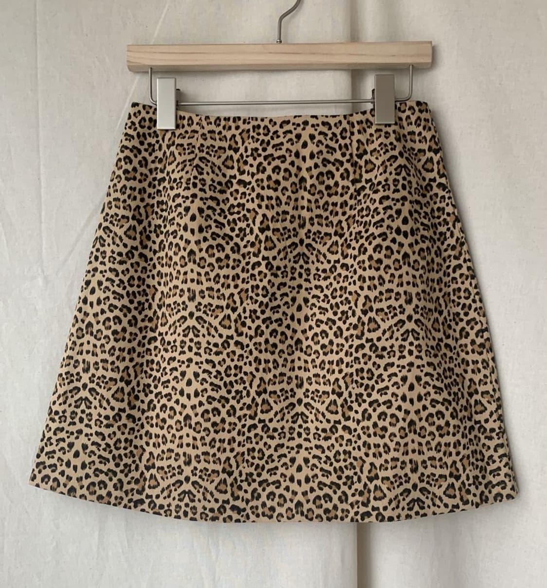 [새상품] 루루서울 레오파드 스커트 베이지 상품이미지3