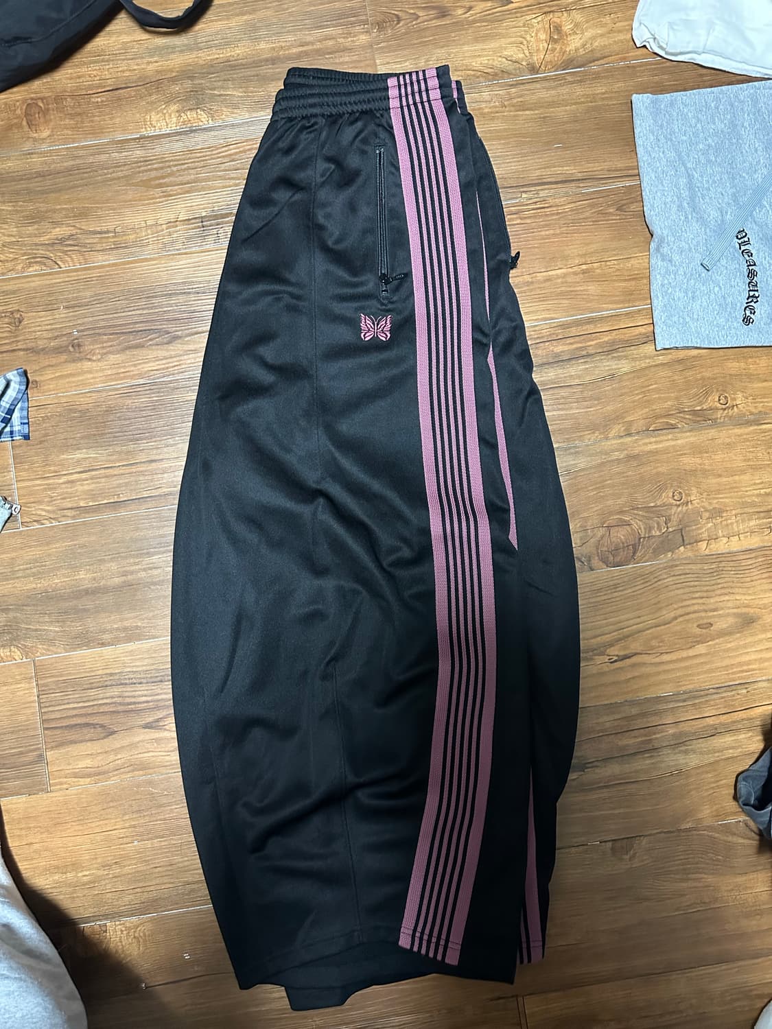 니들스 hd 트랙팬츠 검핑 L 상품이미지1