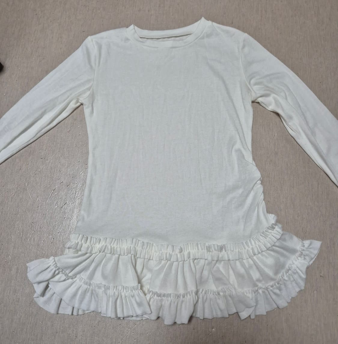 애니원모어 레이어드 프릴 티셔츠 상품이미지6