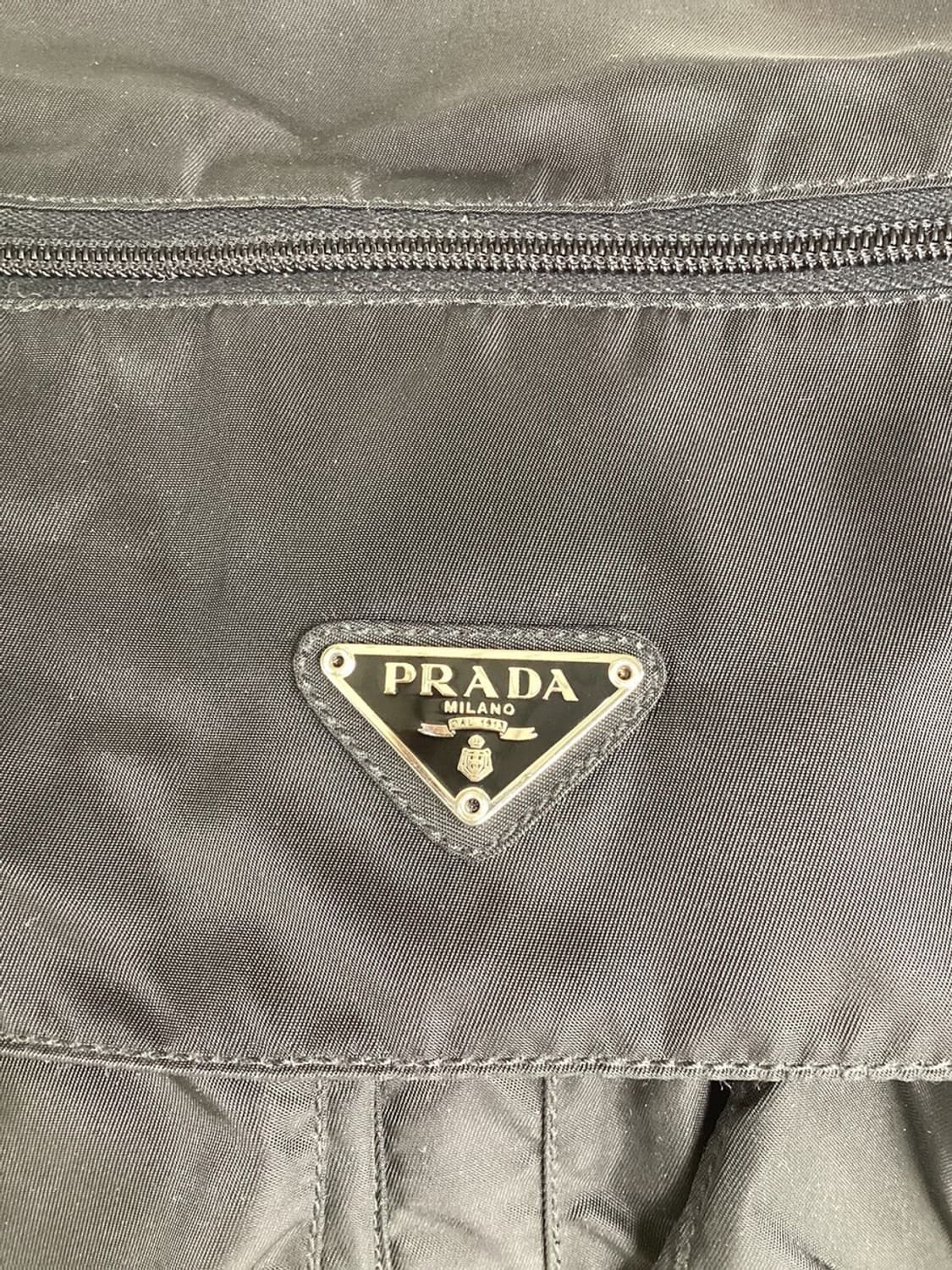 [정품] 프라다 나일론 삼각 로고 투버클 
크로스백  상품이미지2