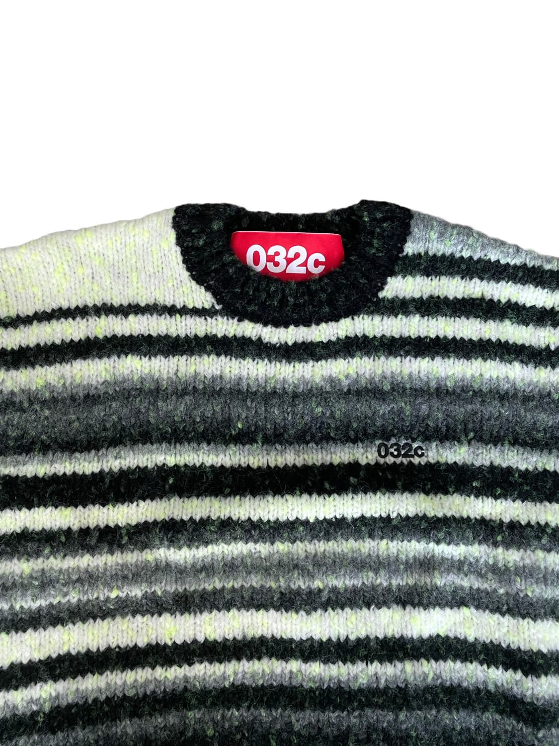 032c 픽셀 니트 상품이미지3