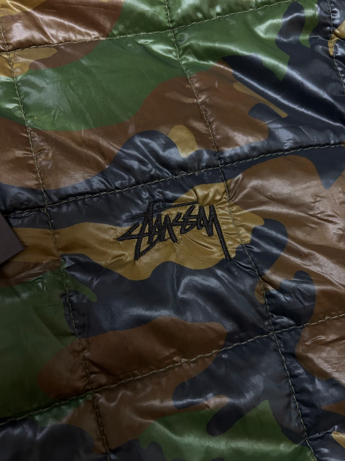 스투시 카모 리버시블 패딩 상품이미지3