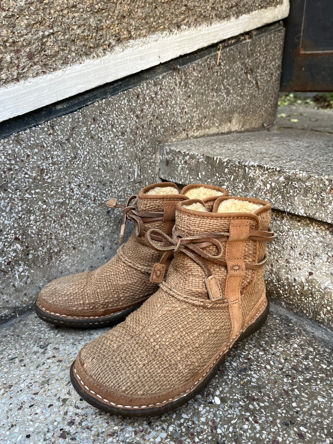 Ugg 히피무드 숏 어그부츠 상품이미지1