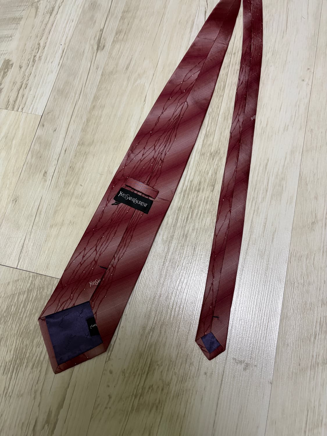 [OS] 입생로랑 버건디 넥타이 상품이미지4