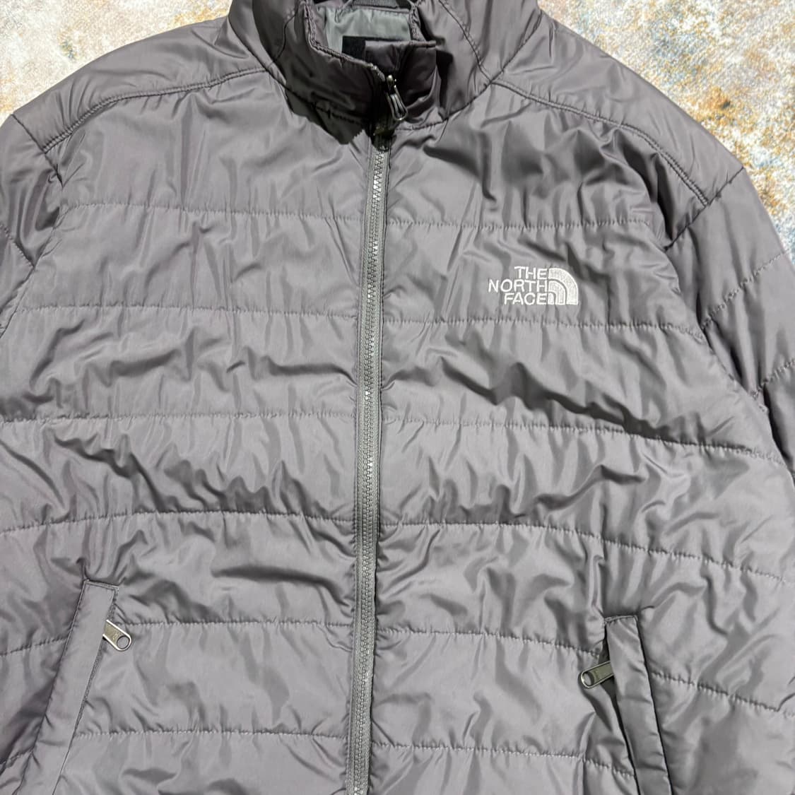 노스페이스빈티지 그레이 경량패딩 상품이미지2