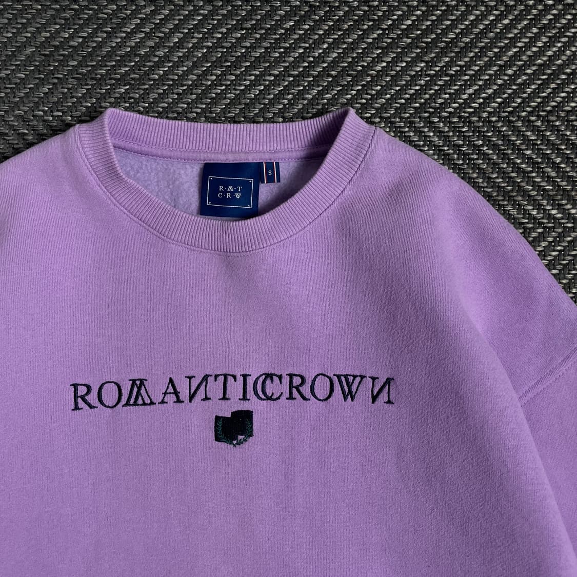 로맨틱크라운 스펠로고 박시핏 스웨트 셔츠 맨투맨 퍼플y 4791 상품이미지5