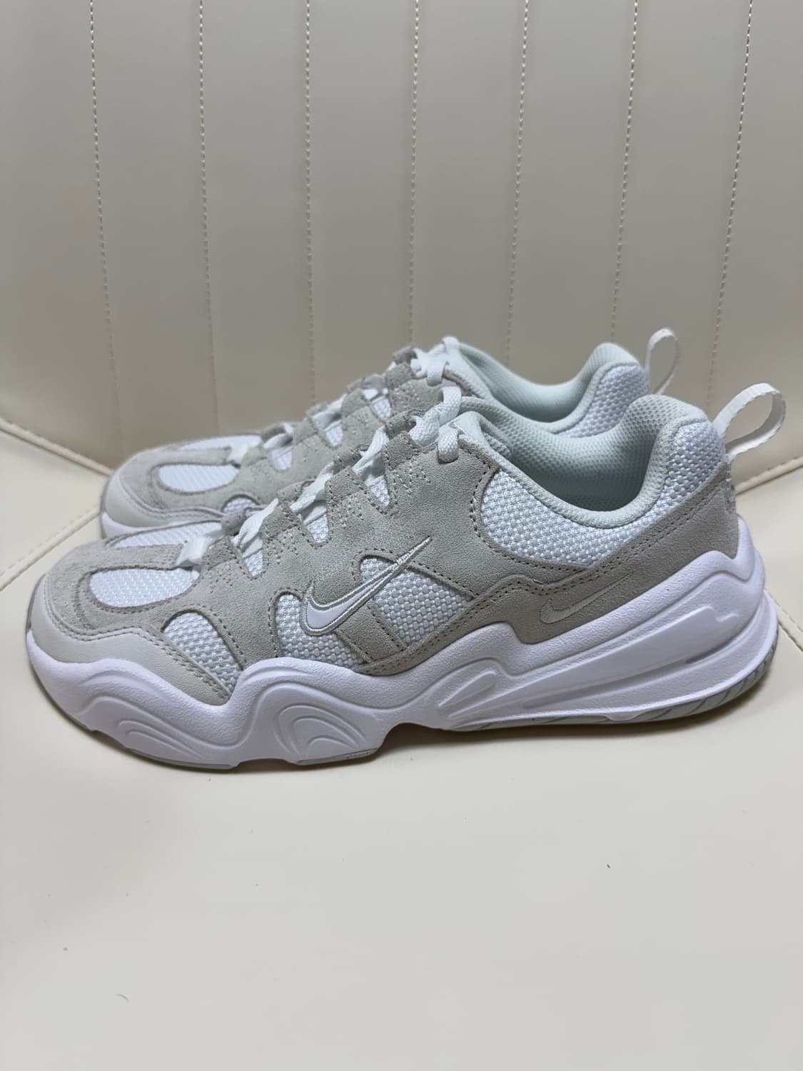 NIKE 테크헤라 240 상품이미지2