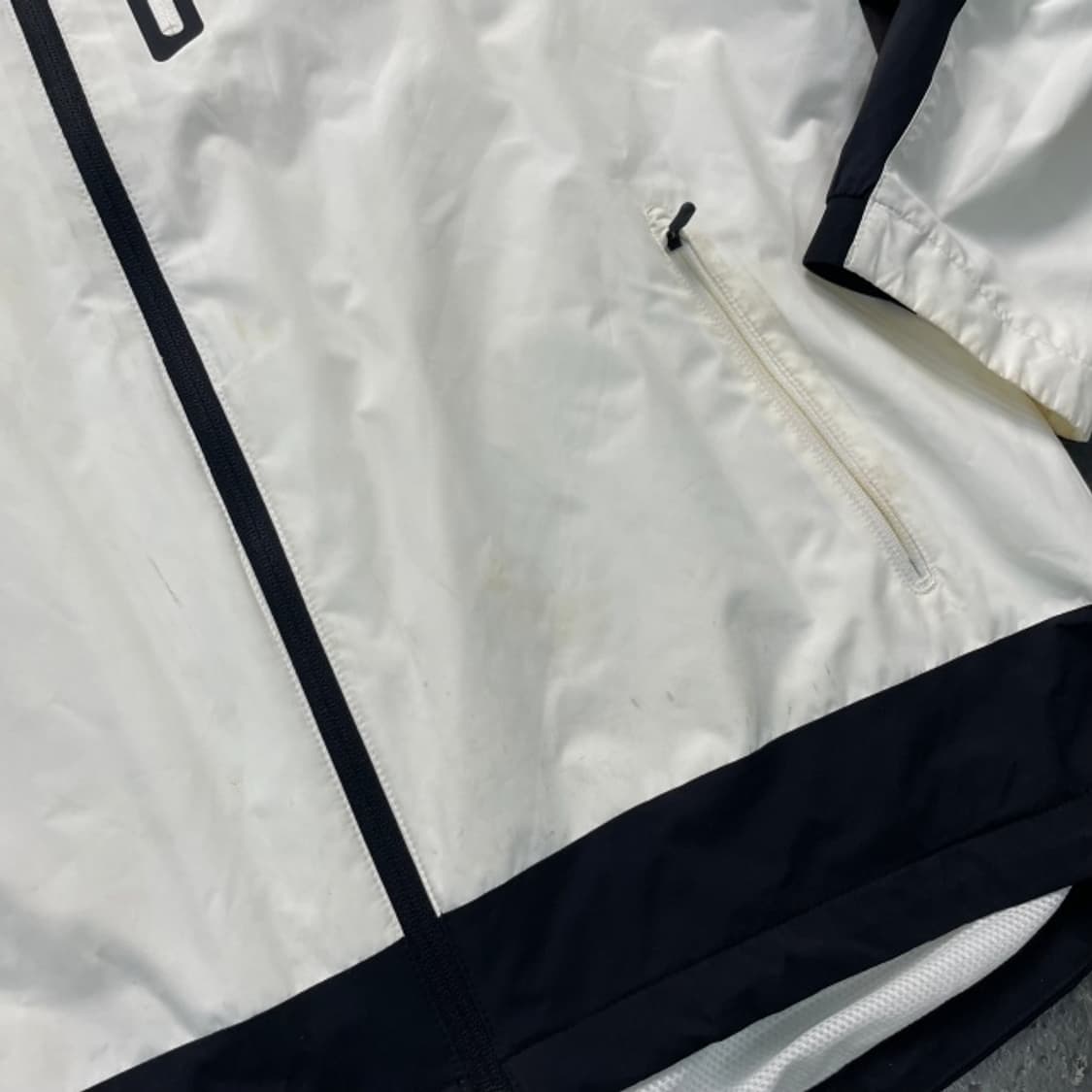 105 디스커버리 바람막이 상품이미지3