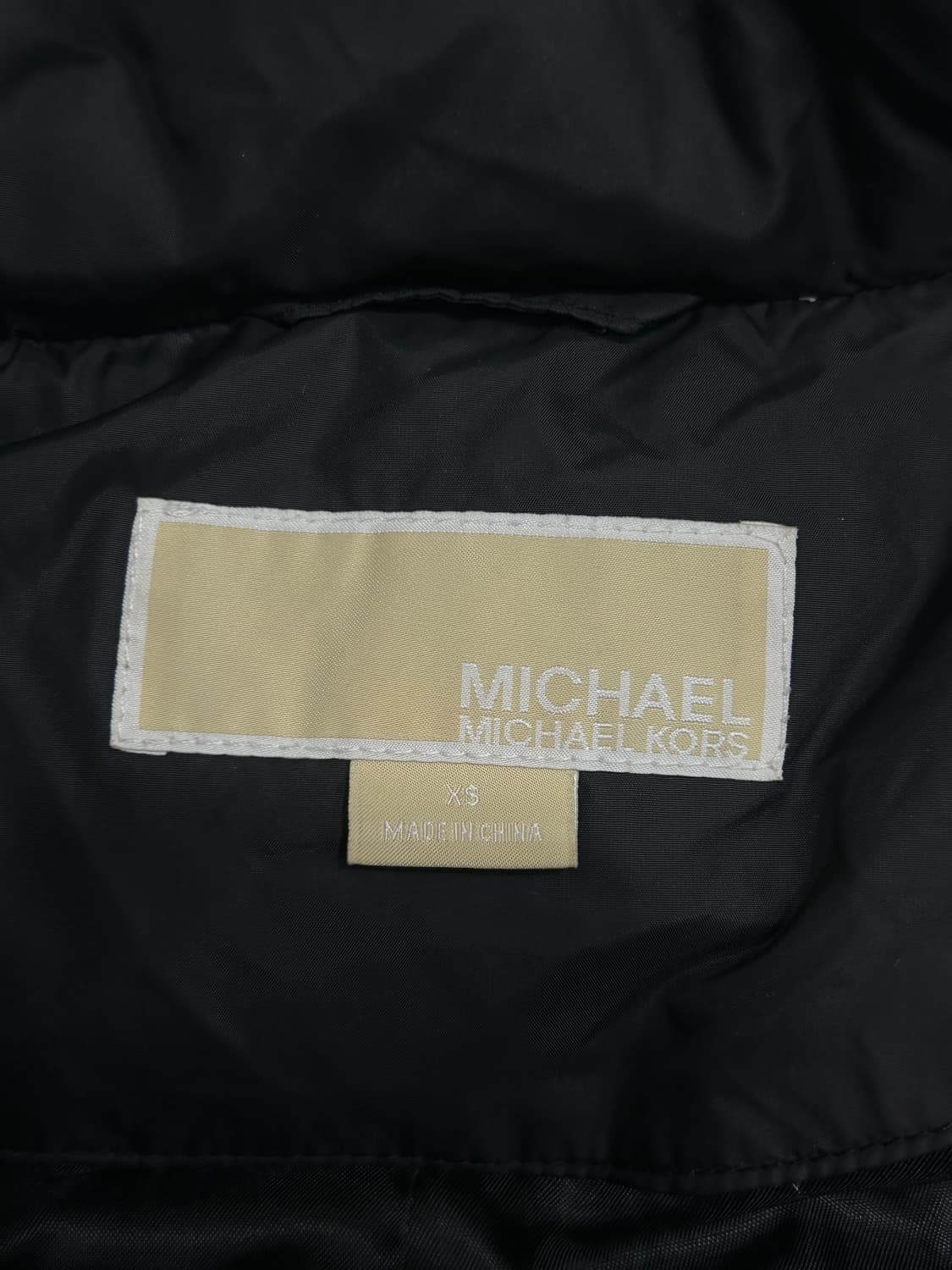 MK 마이클코어스 다운 패딩 블랙 금장 여성 55 XS 상품이미지4