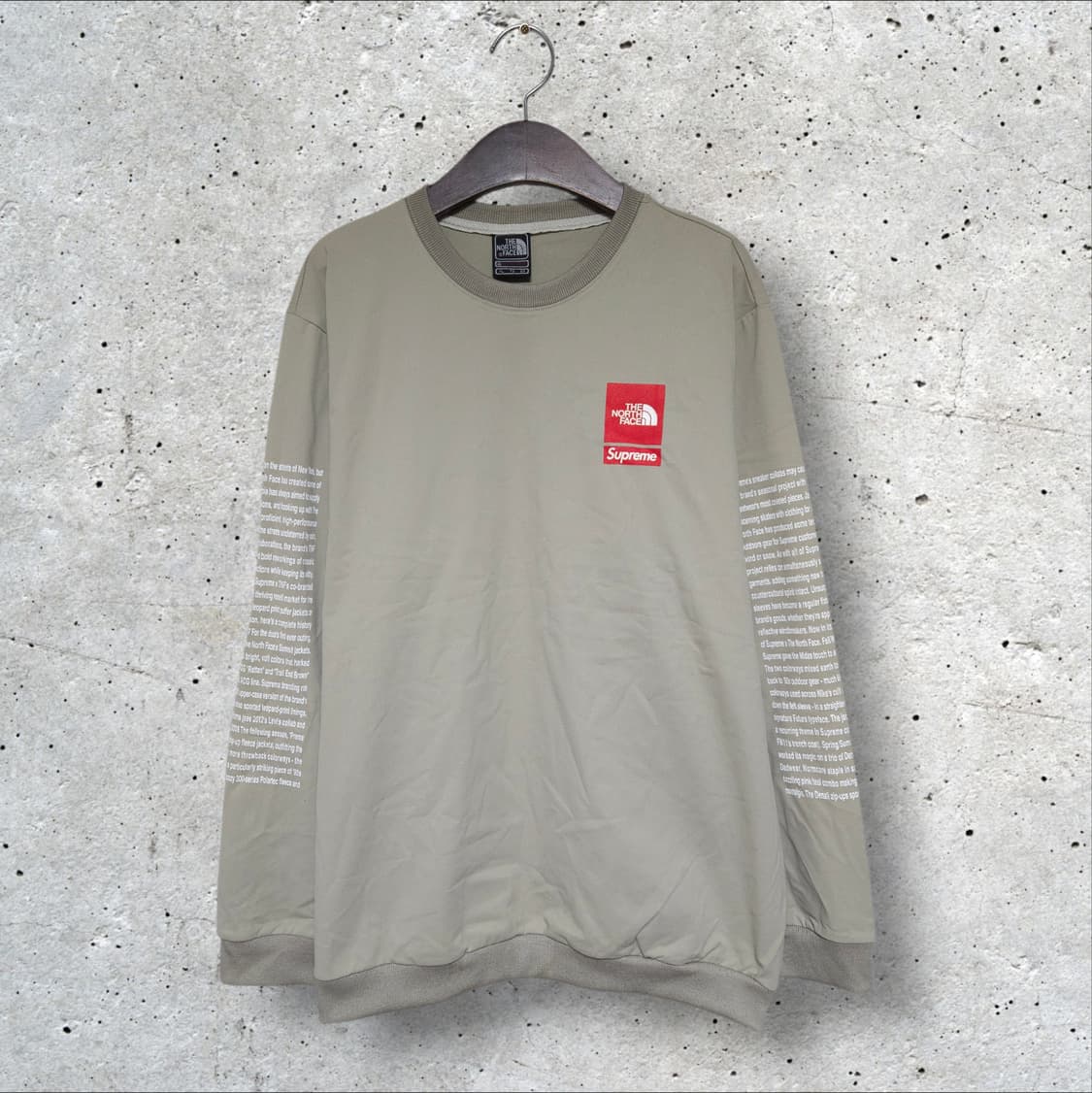 슈프림 X 노스페이스 크루넥 (105/XL) 상품이미지1