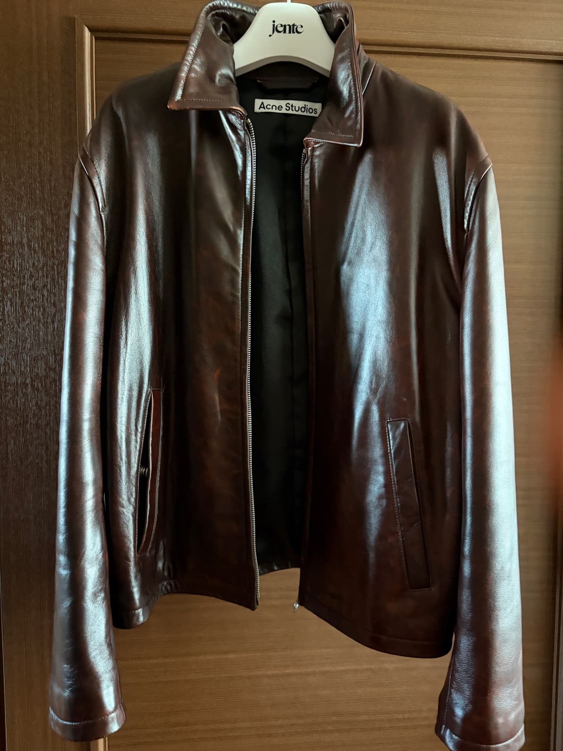 아크네스튜디오 버블 나파 레더 자켓 상품이미지2