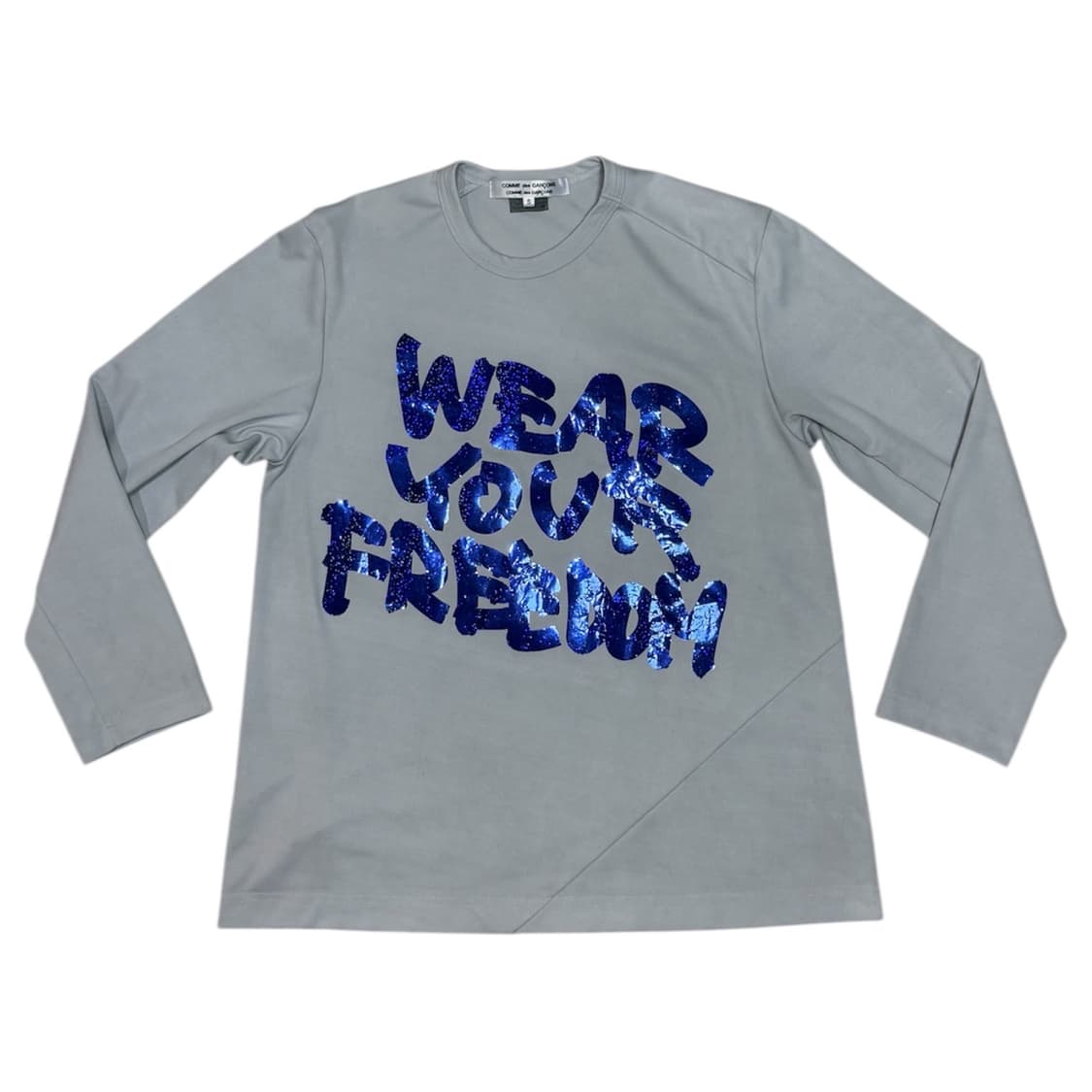 2024 꼼데가르송 네 자유를 입어 글리터 절개 디테일 롱슬리브 티셔츠 상품이미지1