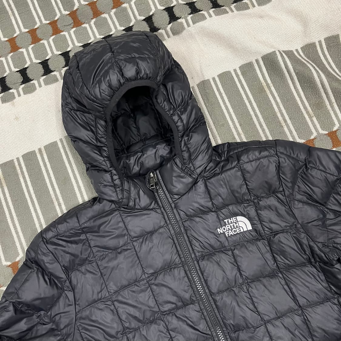 [The North Face] 노스페이스 해외판 써모볼 경량패딩 상품이미지2