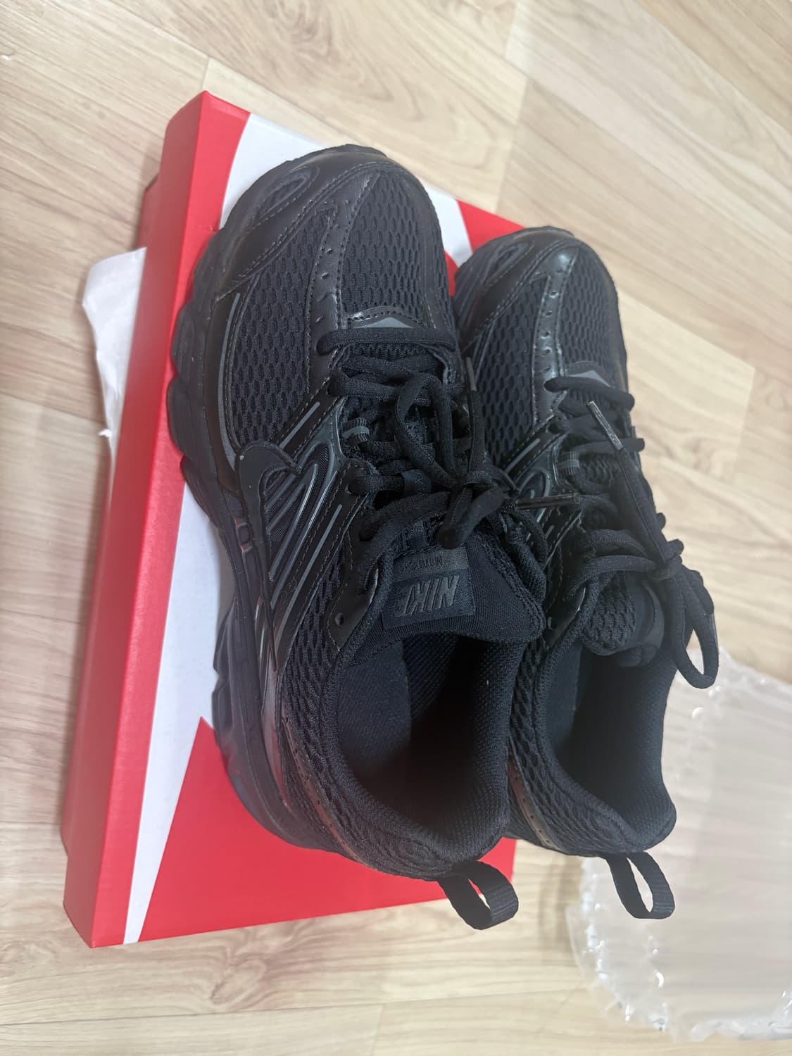 나이키 에어맥스 모토 2K 올검 245 상품이미지2