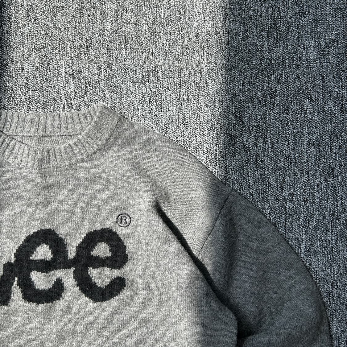 Lee 부클 그레이 빅로고 니트 상품이미지2