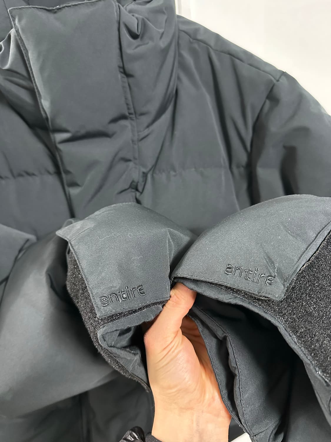 엔타이어스튜디오 PFD V2 패딩 상품이미지3