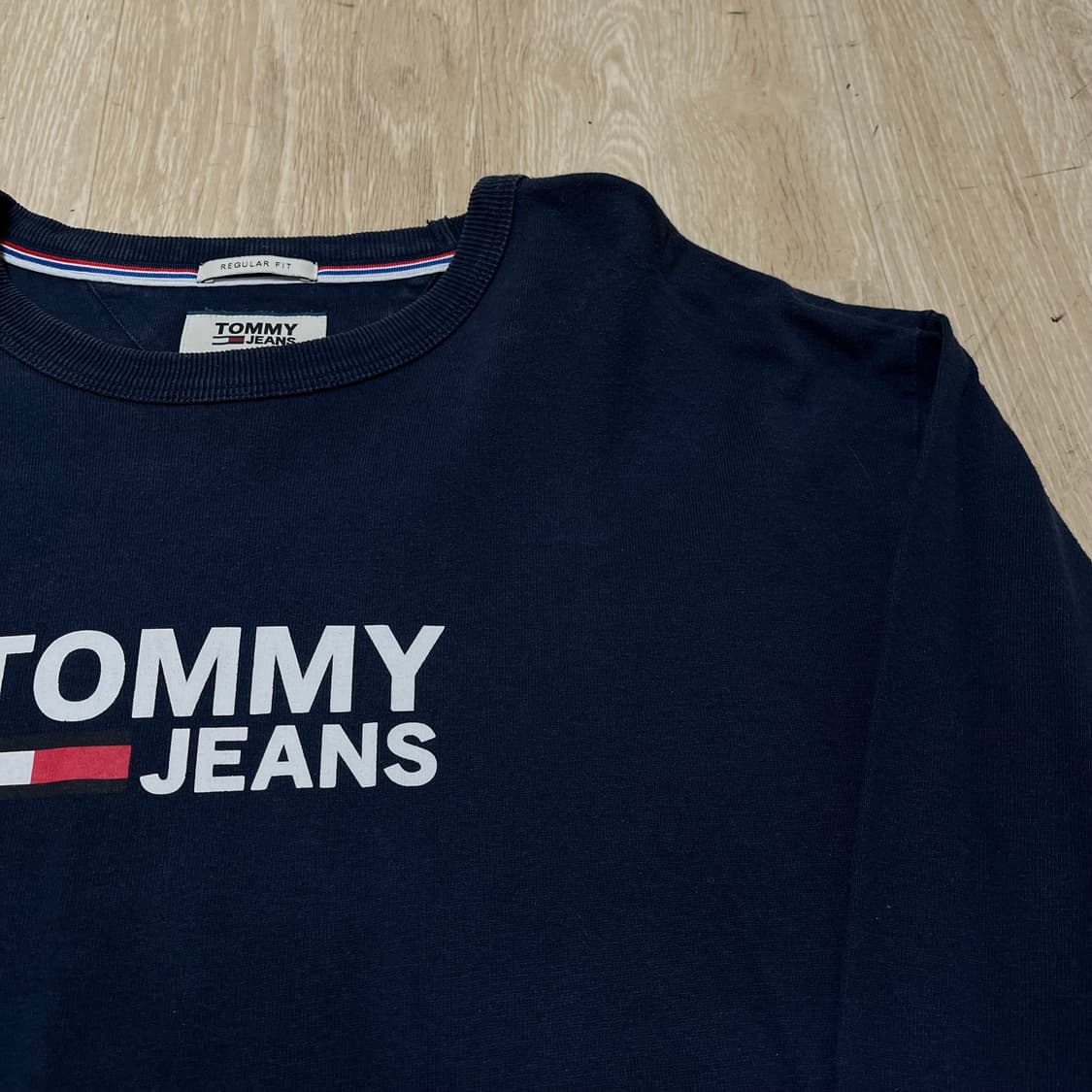 타미힐피거 진스 빅로고 코튼 라운드넥 롱슬리브 XL/105 상품이미지4