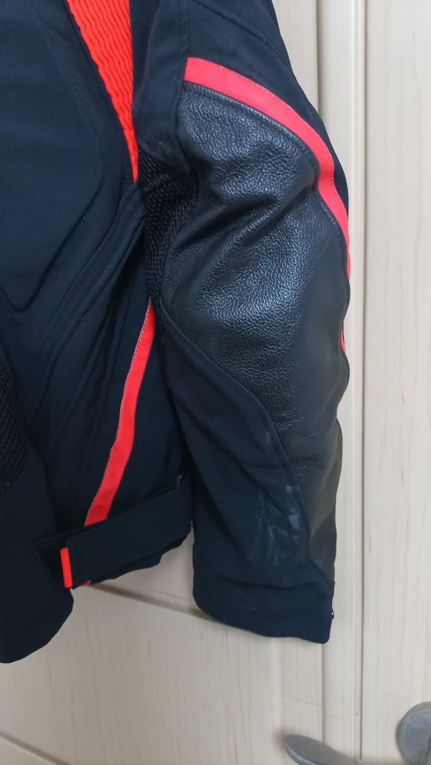 다이네즈 슈퍼라이더 자켓 블랙/레드 50사이즈 상품이미지7