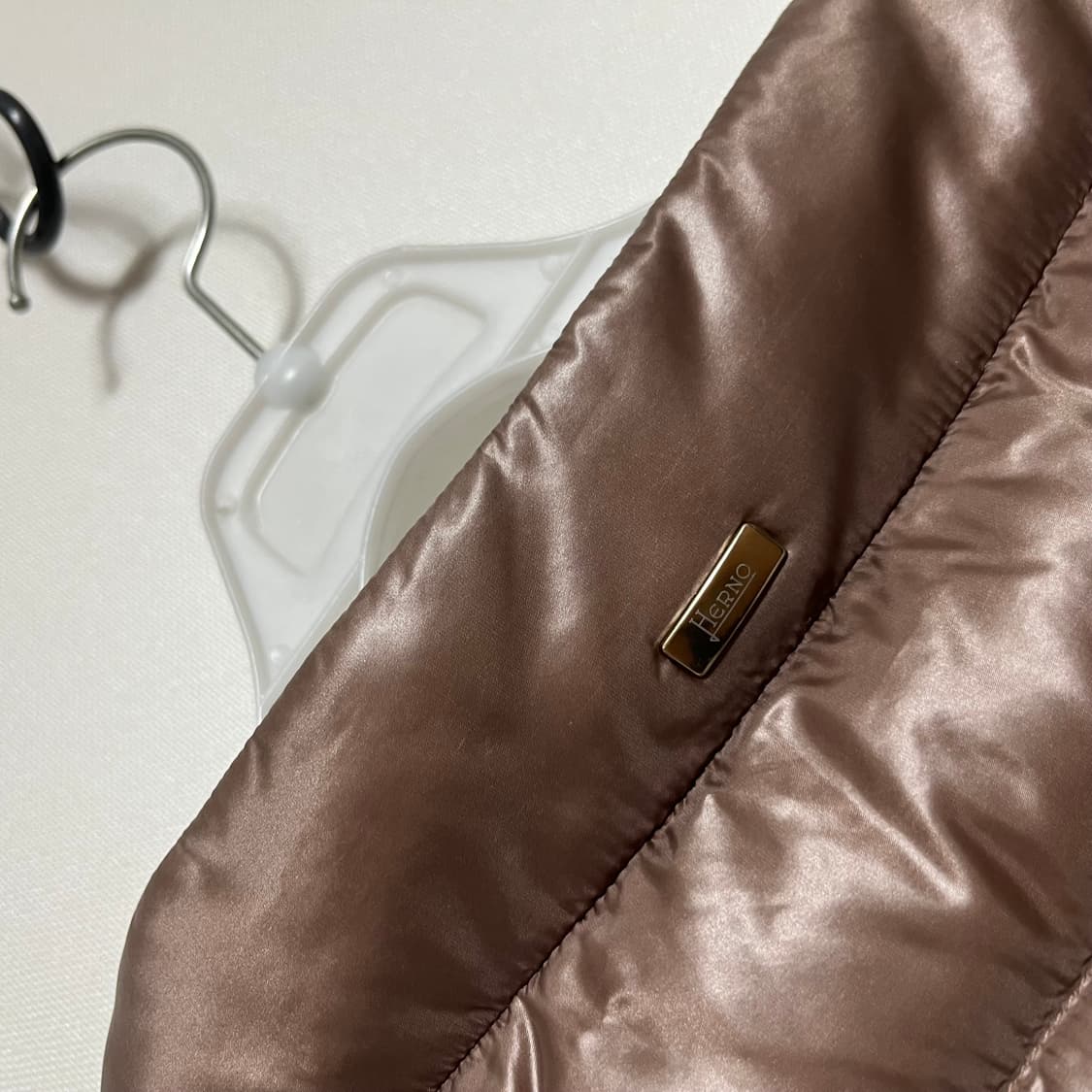 에르노 HERNO 에밀리아 반팔 패딩 40 상품이미지10