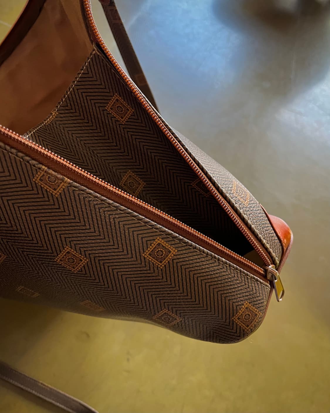 TEXIER France Made Leather Shoulder Bag 상품이미지7