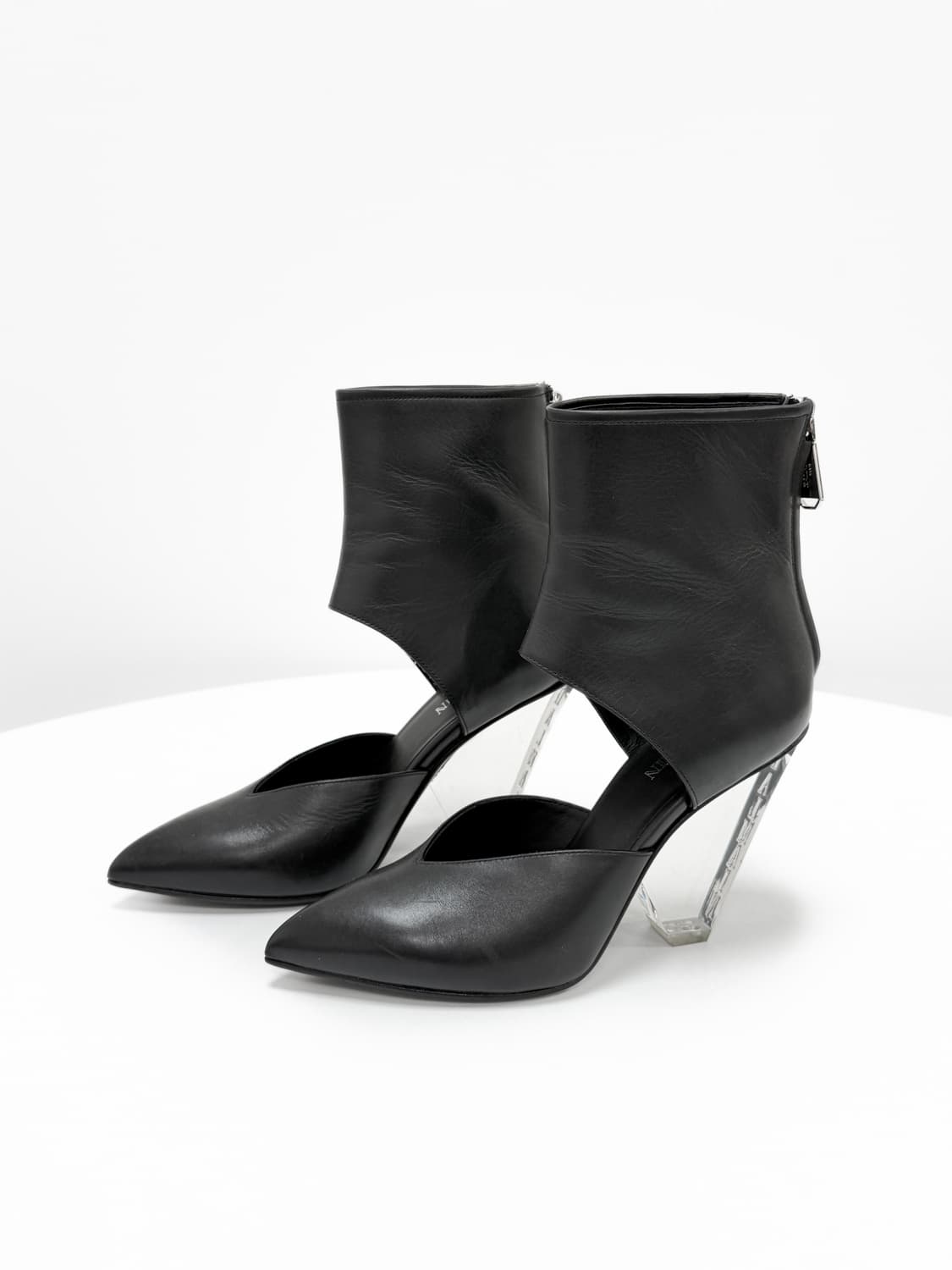 발망 클리어 힐 앵클 스트랩 펌프스 상품이미지6