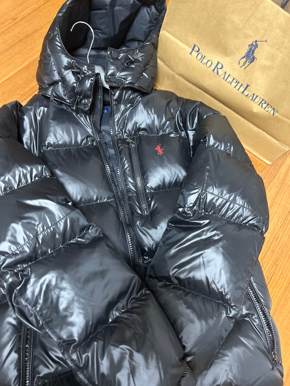 폴로 패딩 유광 L 상품이미지1