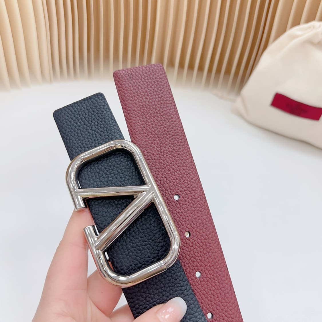 발렌티노 V로고 양면 벨트 상품이미지7