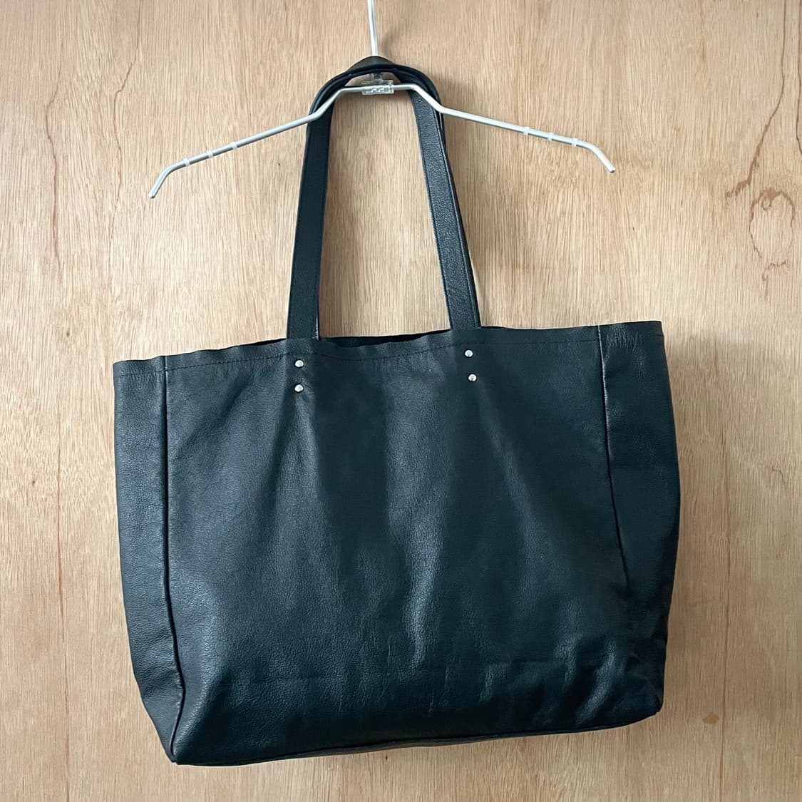 agnes b 레더 백 상품이미지4