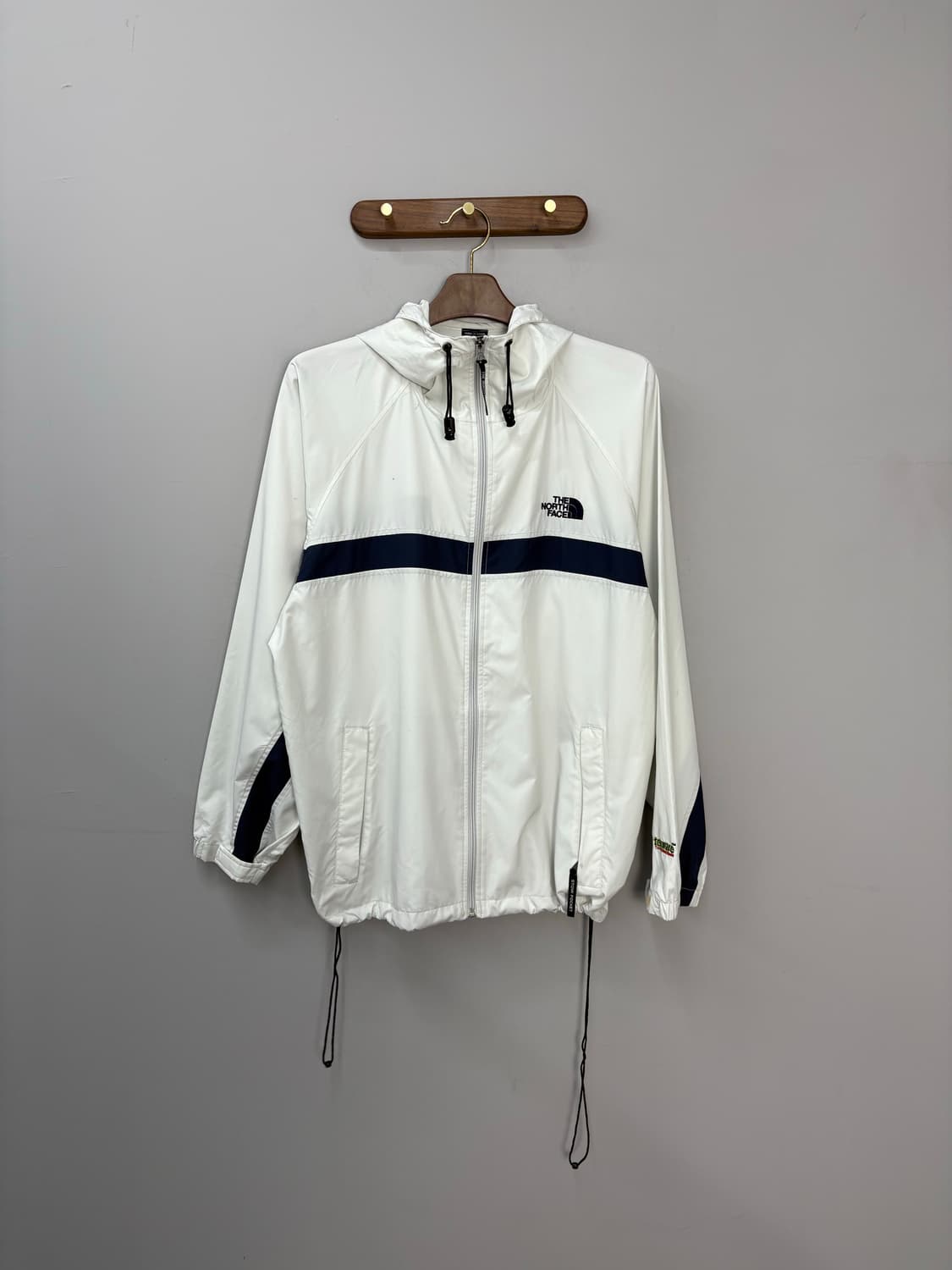 노스페이스 og 배색 디테일 바람막이재킷 A2437 상품이미지2