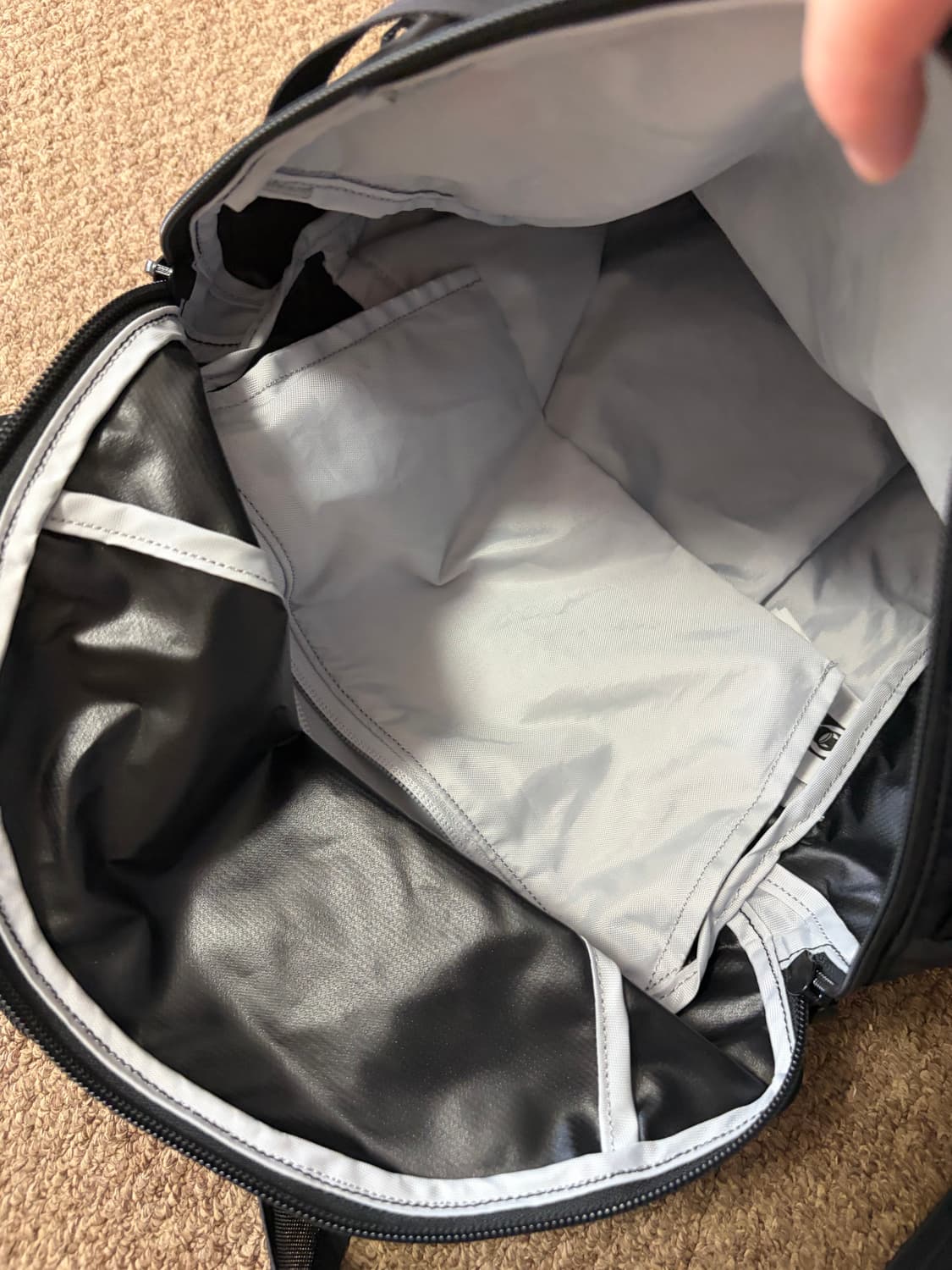 아크테릭스 헬리아드 15 백팩 상품이미지2